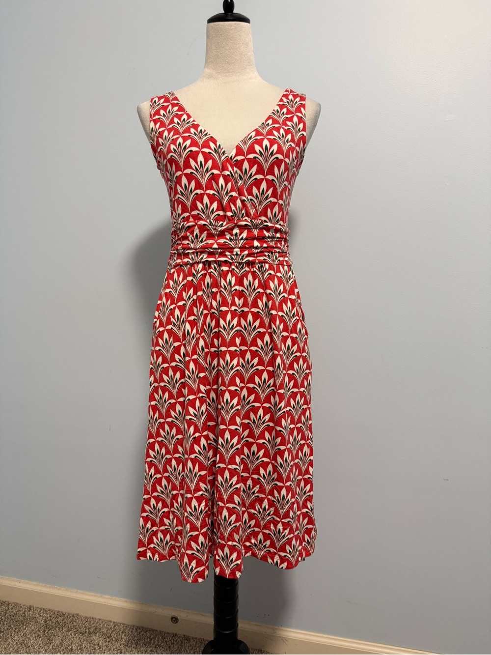 Boden Red White Print Faux Wrap V-Neckline Sleeveless Jersey Dress Size 6R - Picture 2 of 11